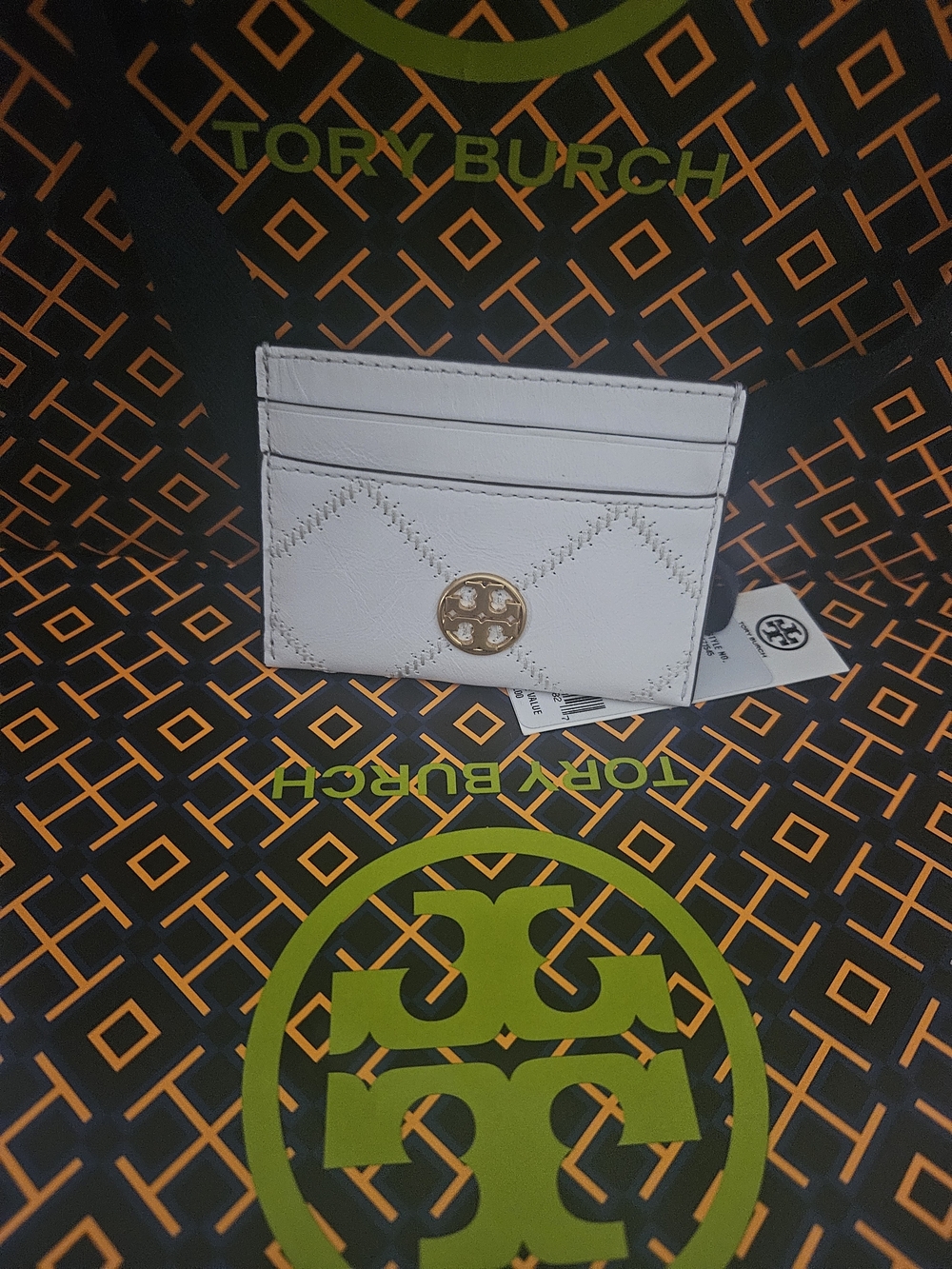 Tory Burch Willa Slim Card Case  with Gold Logo Blanc/100